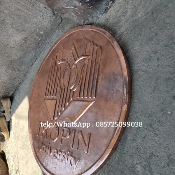 Logo tembaga IKOPIN University Project Kampus IKOPIN Jatinangor Sumedang Jawa barat 2